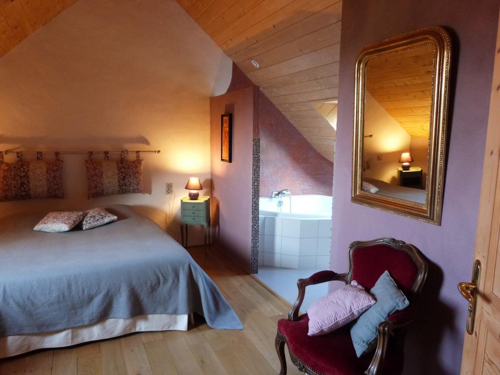 Bed And Breakfast La Fontaine Blanche Melgven Quarto foto